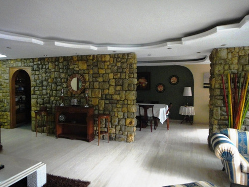 Imagen 3 de 12 de Apartamento Venta Urb Miranda Mls 21-4181