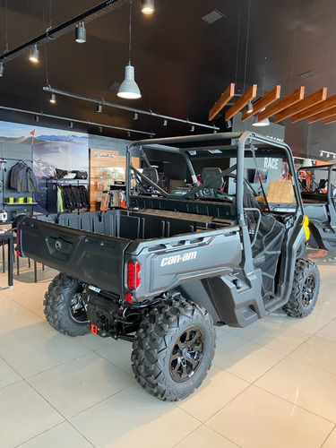 Imagen 4 de 11 de Can Am Defender Hd9 Dps