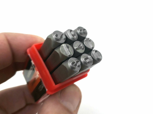 Imagen 3 de 4 de Punzones De Letras Y Numeros 5 Mm Graba Chapa Cuero Suela