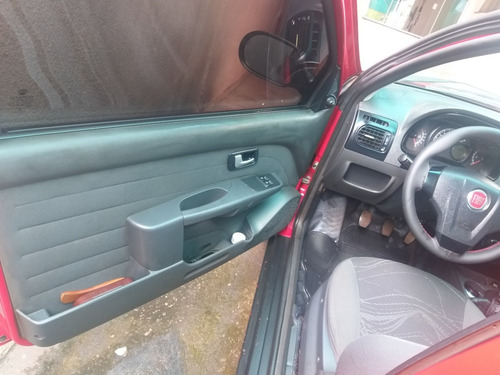 Imagem 12 de 15 de Fiat Strada 1.4 Working Flex Bom Estado