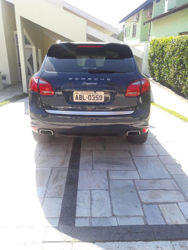 Porsche Cayenne 2011 Completa