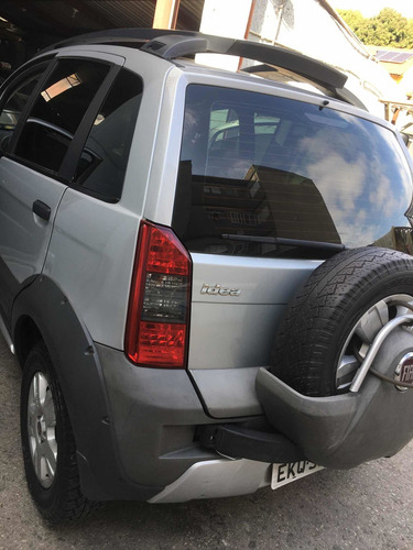 Imagem 4 de 7 de Fiat Idea 2010 1.8 Adventure Locker Flex 5p