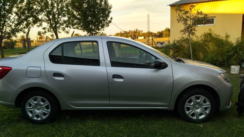 Imagen 8 de 15 de Renault Logan 1.6 Authentique 85cv 2015
