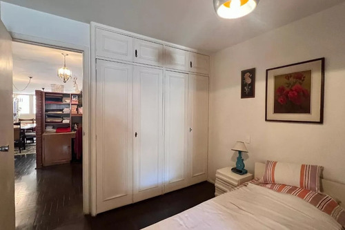 Apartamento À Venda Com 225m², 3 Suítes Com 2 Vagas De Garagem Fixas. Jardim Paulista. Planta Excelente Com Jardim De Inverno.