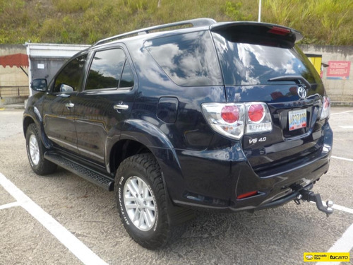 Toyota Fortuner Sr 4x4