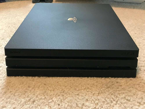 Imagen 2 de 5 de Ps4 Pro 1tb