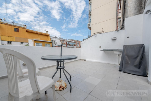 Imagen 8 de 25 de Peña Y Billinghurst. Duplex Con Terraza Propia. 3 Dorm Dep. Sup Total 125 M2