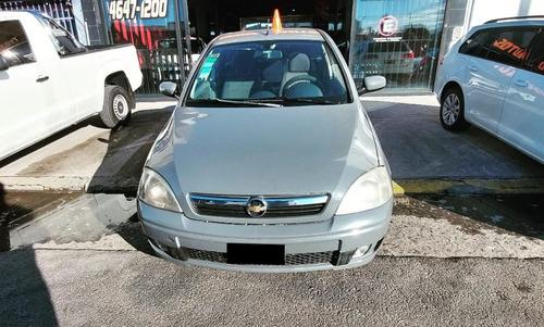 Chevrolet Corsa 1.8 Gl Aa Dh 4P