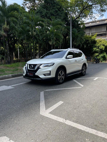 Nissan X-Trail 2.5 Advance