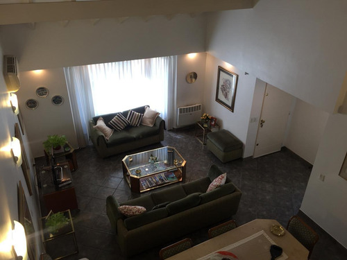 Imagen 3 de 21 de Casa - Mart.-fleming/panam.