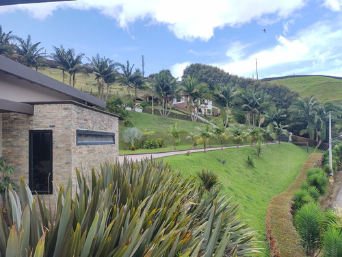 Finca En Unidad Cerrada En Venta En Rionegro (sector San Antonio)