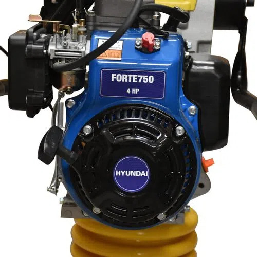 Bailarina Compactadora Con Motor 4 Hp Forte750 Hyundai
