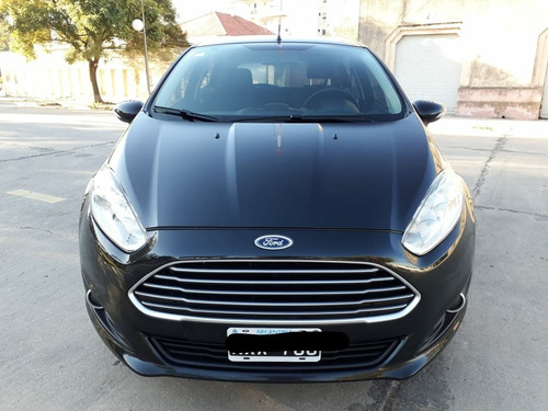 Ford Fiesta Kinetic Design 1.6 Sedan Se 120cv 2014