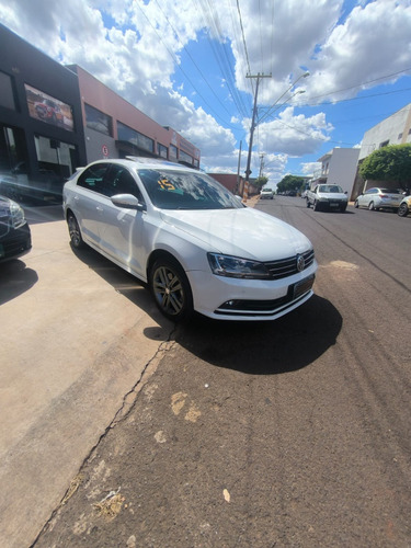 Volkswagen Jetta 2.0 Tsi Highline 4p