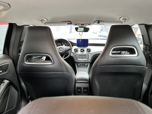 Mercedes-Benz Classe GLA 1.6 Advance Turbo Flex 5p