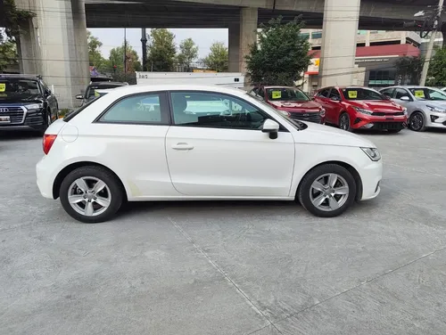 Audi A1 1.4 Urban 3p At