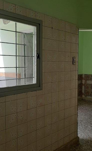 Imagen 5 de 14 de Depto. Tipo Casa. 2 Ambientes Al Frente.
