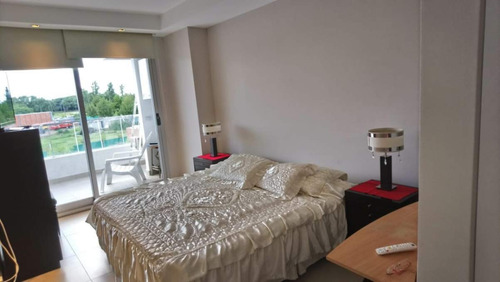 Venta Departamento En La Rosella 2, B° Valle Escondido