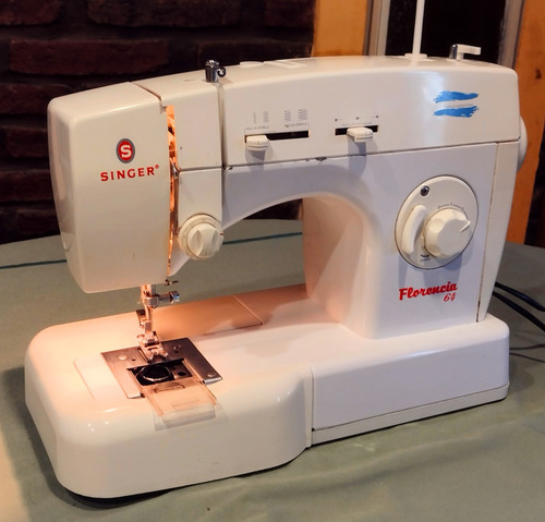 Maquina De Coser Familiar Singer Florencia 64 Blanco (Usado)