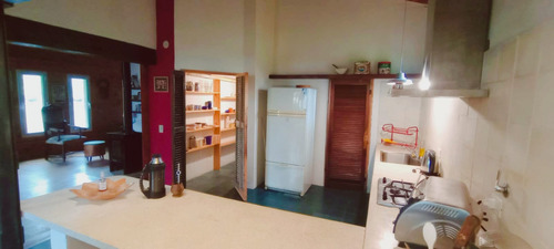 Casa En Tanti Con Escritura Apto Crédito Y Permuta Por Depto En Caba