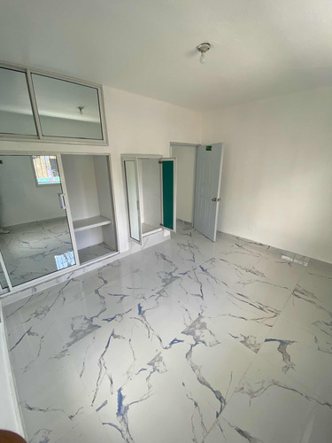 Alquiler En Villa Consuelo, Apartamento Con Terraza