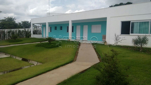 Imagem 4 de 5 de Venda-chacara-biritiba Mirim-03 Suites-2.000 M²-400 Construidos - V-2385