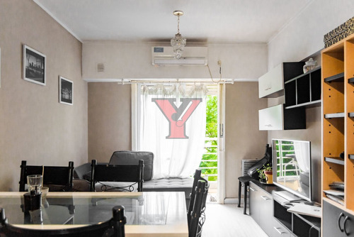 Imagen 2 de 13 de Departamento De 1 Dormitorio Y Cochera En Venta