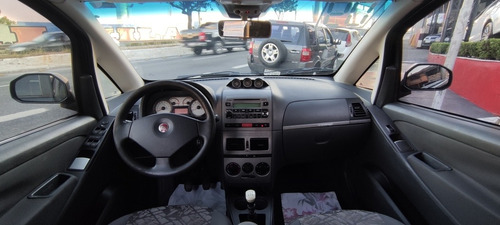 Imagem 8 de 10 de Fiat Idea 2009 1.8 Adventure Locker Flex 5p