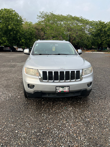 Jeep Grand Cherokee Laredo V6 4x2 At