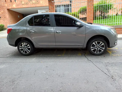 Renault Logan 1.6. PRIVILEGE - INTENS MECANICO