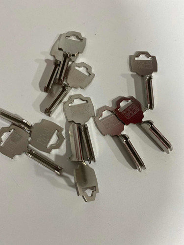 Imagen 1 de 3 de Llaves Fanal R55u Taquito (10 Piezas)