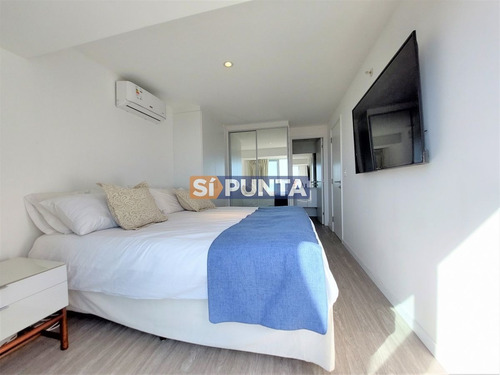 Imagen 12 de 17 de Amplio Apartamento En Piso Alto, Con Excelente Vista Al Mar.