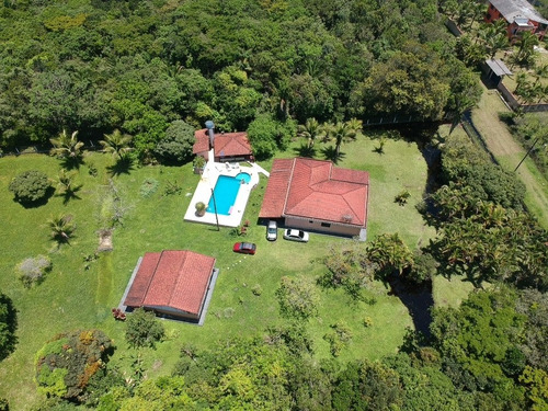 Alugo Chacara Com Piscina Na Praia De Itanhaem