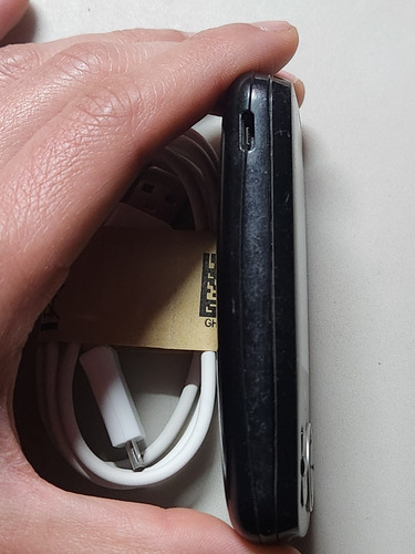 Sony Ericsson W100 Walkman Telcel Funcionando Bien, Leer Descripcion! Celular Retro Clasico Vintage Old Viejito W205 W300 W580 W600 W610 W800 Xperia Negro (Usado)