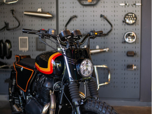 Imagen 17 de 25 de Royal Enfield Interceptor Flat Track Customizada