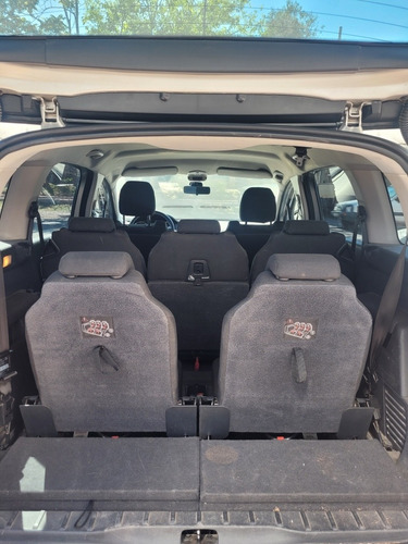 Imagen 6 de 14 de Peugeot 5008 2013 1.6 Allure 156cv
