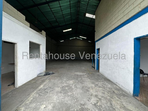 Gjg Vende Galpon En La Providencia Avenida Casanova Godoy E Intercomunal 25-7396