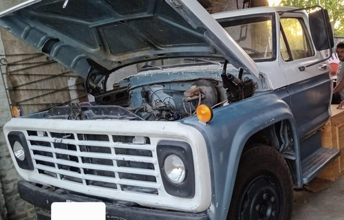 Camion Ford 600, Motor V8 Naftero Muy Buen Estado, Financio