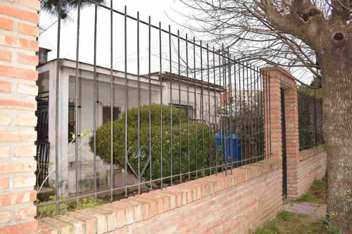 Venta Casa Con Lote En Villa Celina