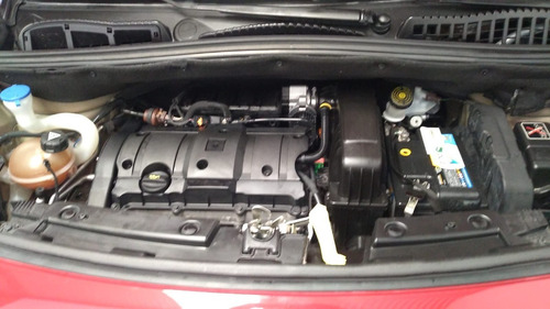 Imagen 8 de 10 de Citroen C3 Aircroos 1,6 Feel 2016