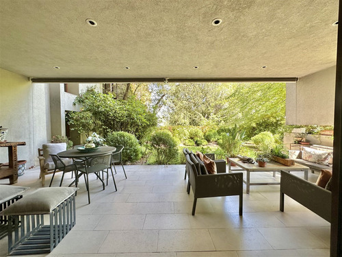 Jardín Privado: Via Aurora / Lo Curro