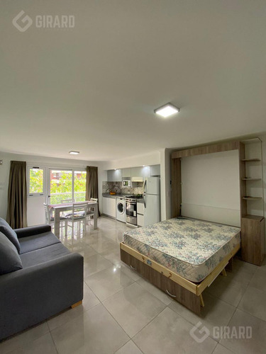 Venta, Departamento 1 Ambiente En Zona La Perla . Apto Credito Bancario