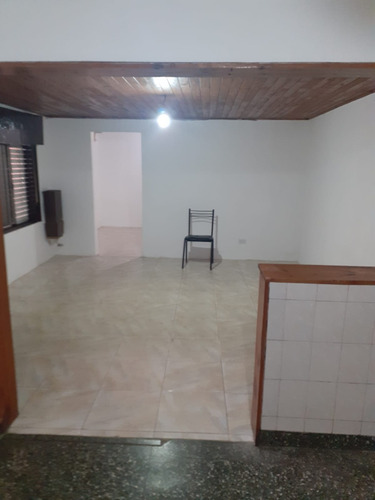 Excelente Casa Americana Con Amplio Terreno