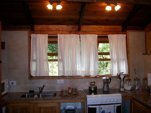 Imagen 12 de 18 de Alquiler Temporario Cabaña 3 Dormitorios Con Costa De Lago. San Carlos De Bariloche. Valor Corresponde A Temporada Baja