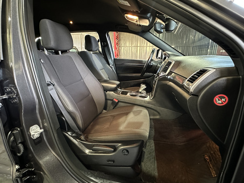 Jeep Grand Cherokee Laredo 2019 3.6 V6 2 Dueños