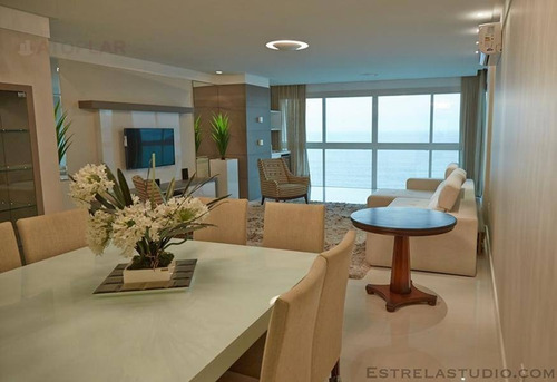 Imagem 1 de 30 de Cobertura À Venda, 241 M² Por R$ 6.896.935,00 - Centro - Balneário Camboriú/sc - Co0056