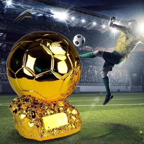 Troféu Melhor Jogador Futebol Bola De Ouro Prêmio Ballon - R$ 1.289,9