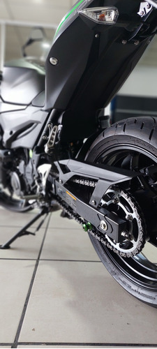 / Señada / Kawasaki Z400 { Excelente Estado Con Accesorios }