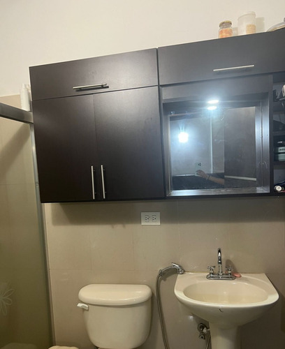 Townhouse En Manantial, Naguanagua. Residencia Tinajas De Manantial. (scarmt-16)