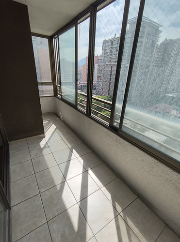 Arriendo Departamento Santiago Centro 3 Dormitorios, 2 Baños